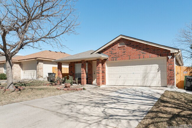 Building Photo - 622 Leopard Hollow