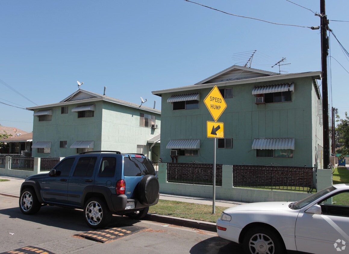 Building Photo - 6634-6636 Corona Ave