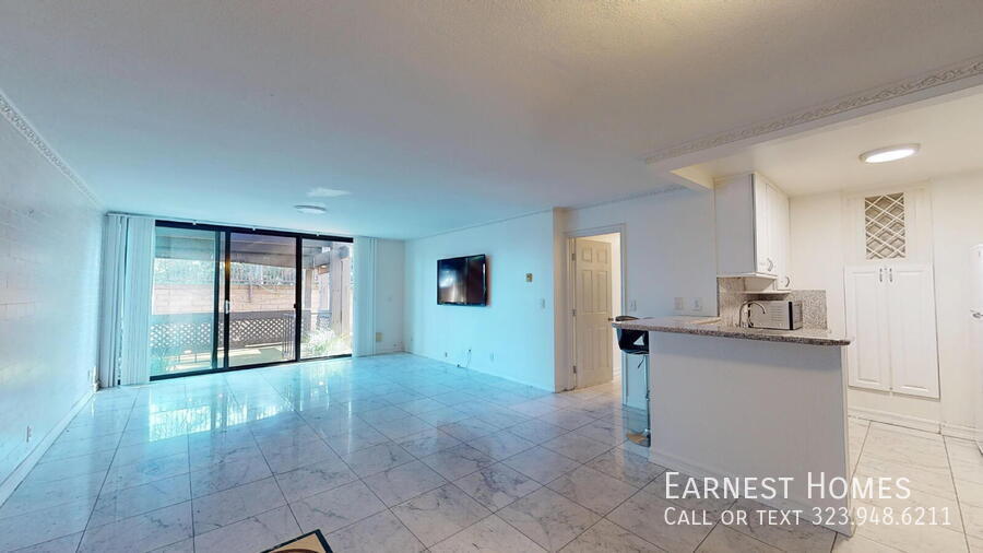 Foto principal - 7777 W 91st St