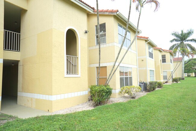 Foto del edificio - 12620 Vista Isles Dr