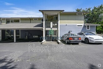 Building Photo - 7581 Old Redmond Rd