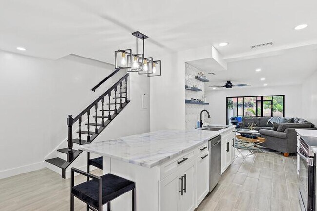 Foto del edificio - 12726 Peconic Ct