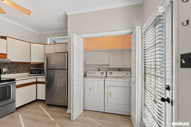 Foto del edificio - 4456 Still Pines Dr