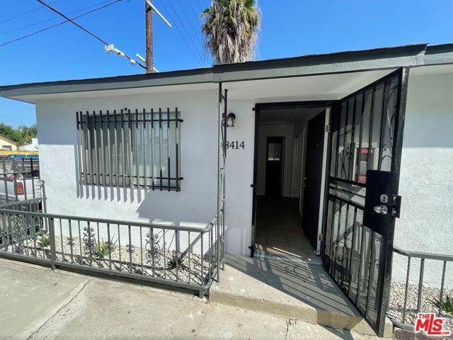 Building Photo - 8414 San Pedro St