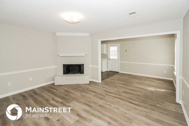 Foto del edificio - 4354 Rosswood Dr
