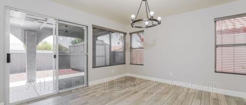 Building Photo - 4948 El Sur Ct