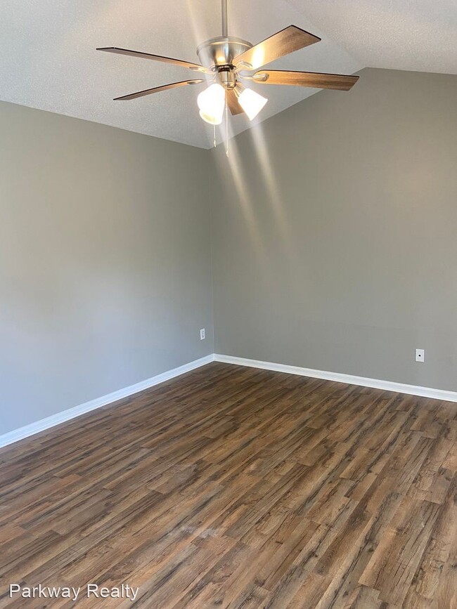 Building Photo - 3 br, 2 bath House - 155 Lisa Lane