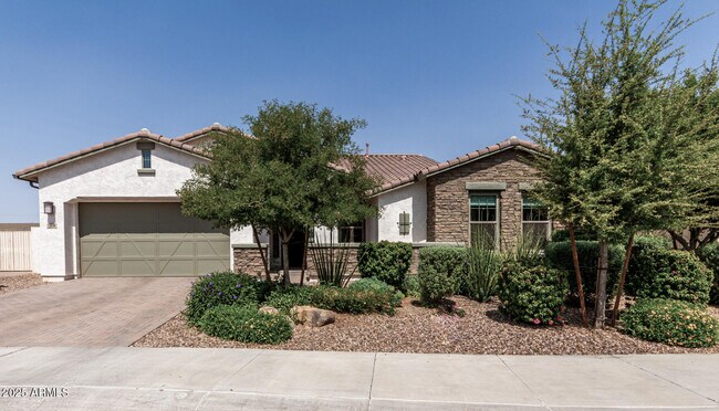 Foto del edificio - 11818 W Luxton Ln