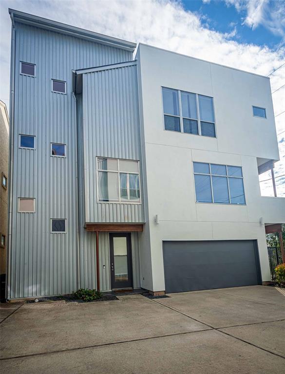 Building Photo - 4108 Lillian St