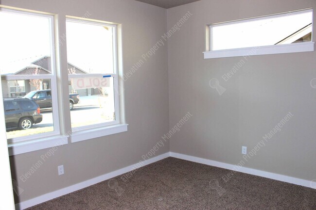 Foto del edificio - 3 BR home in Southeast Bend