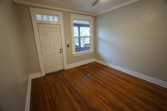 Building Photo - 336 Inca St