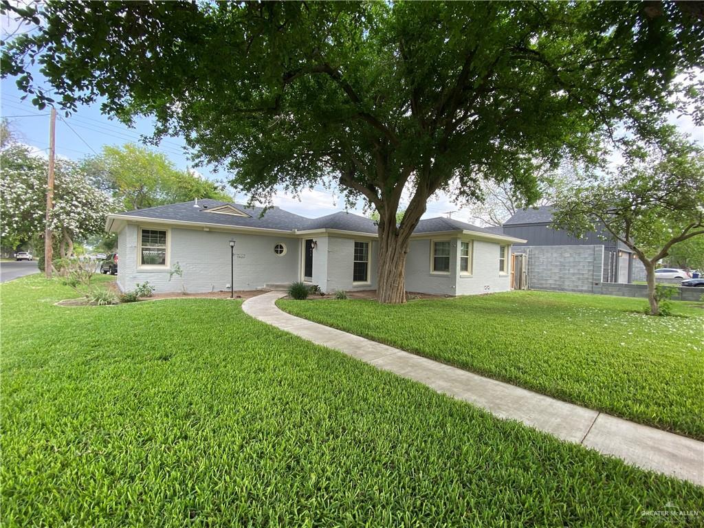 Foto principal - 401 S Cynthia St