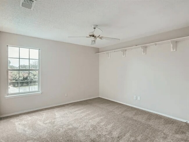 Foto del edificio - 2959 Danube Ct