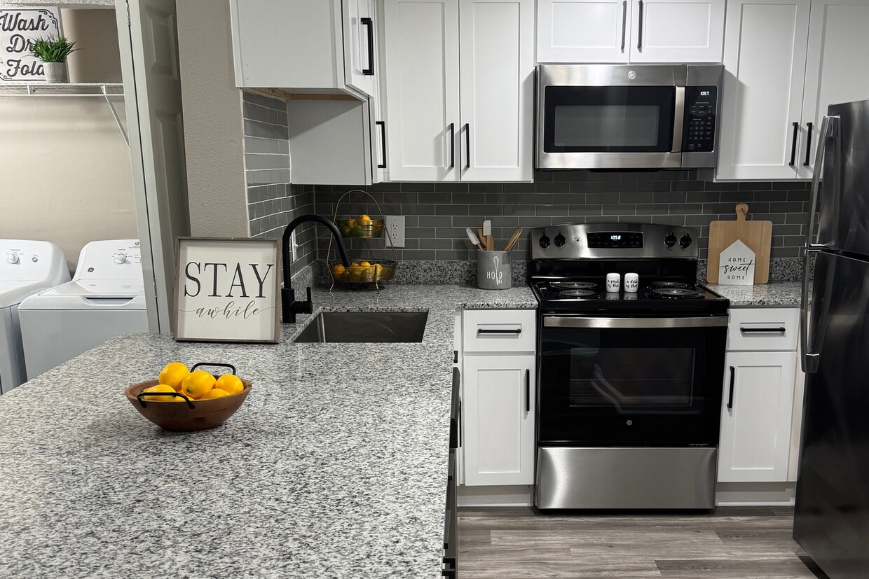 Foto principal - The Arts Apartments at West Napoleon