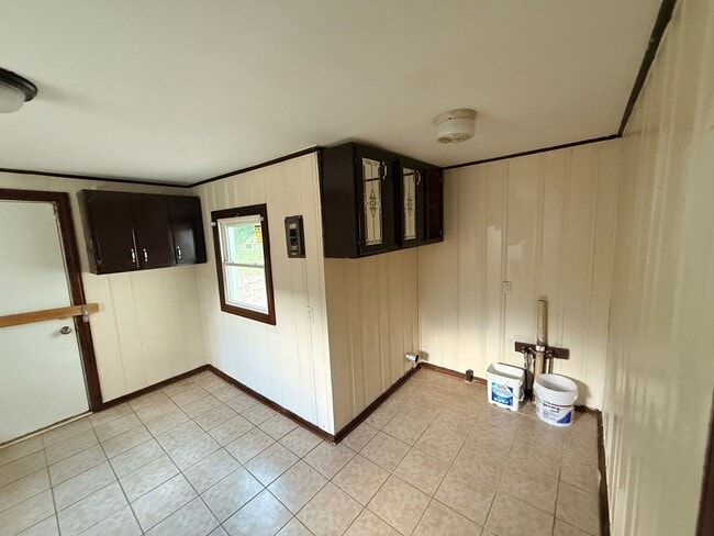 Building Photo - Cute home minutes from Uptown Charlotte!!