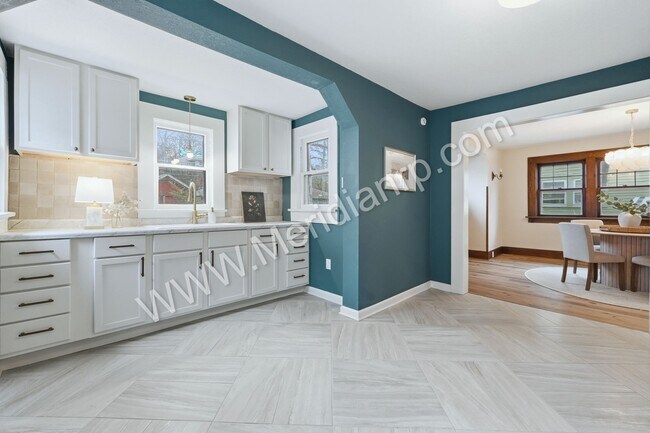Foto del edificio - 931 Woodview Blvd