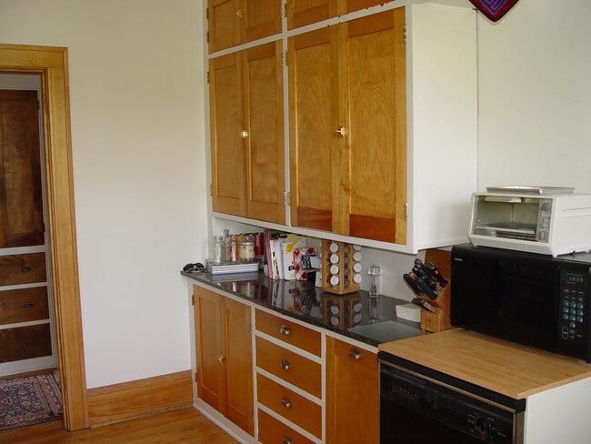 Building Photo - 4702 Lyndale Ave S