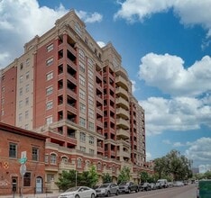 Building Photo - 1950 N Logan St