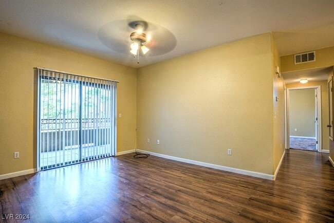 Building Photo - 8250 N Grand Canyon Dr