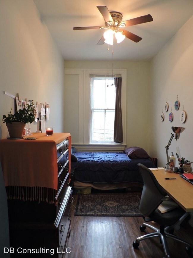 Foto del edificio - 2337 W Clifton Ave