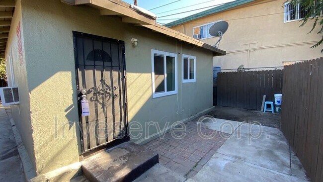 Foto del edificio - 3838 Baldwin Ave