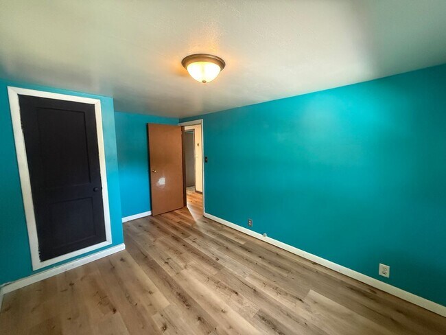 Foto del edificio - 870 Waverly Pl