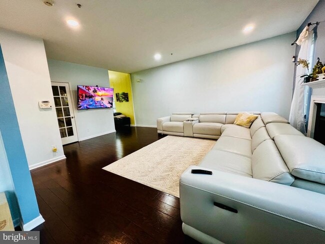 Building Photo - 209 Sills Ln