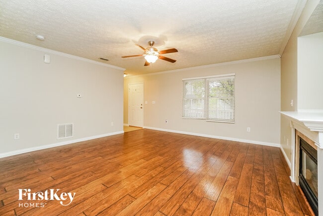Building Photo - 5512 Glendalough St