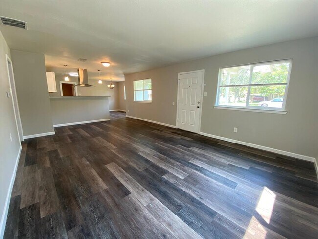 Foto del edificio - 1037 Marlene Dr