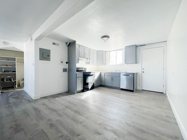 Building Photo - 3508-3514 Bruce Randolph Ave