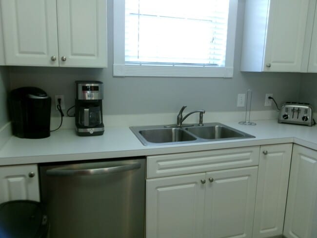 Building Photo - Furnished 2 bedroom, 2 bath condo in Arrowhead Community