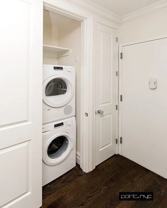 Building Photo - 3 bedroom in nyc NY 10011