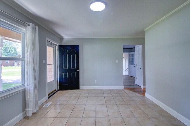 Foto del edificio - 105 Sandy Ln