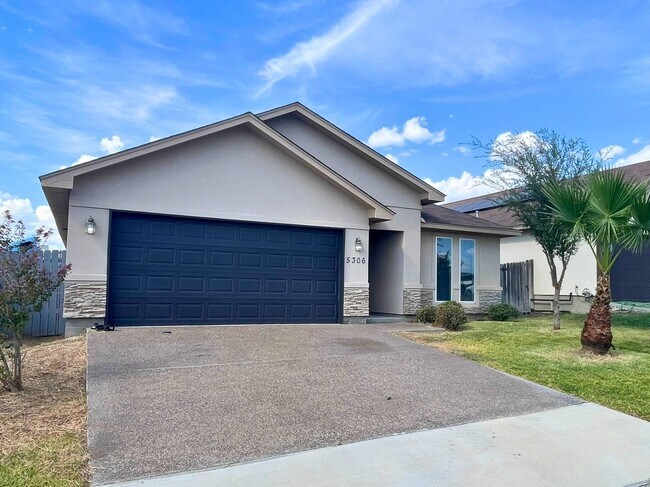 Foto del edificio - 5306 Hacienda Ln