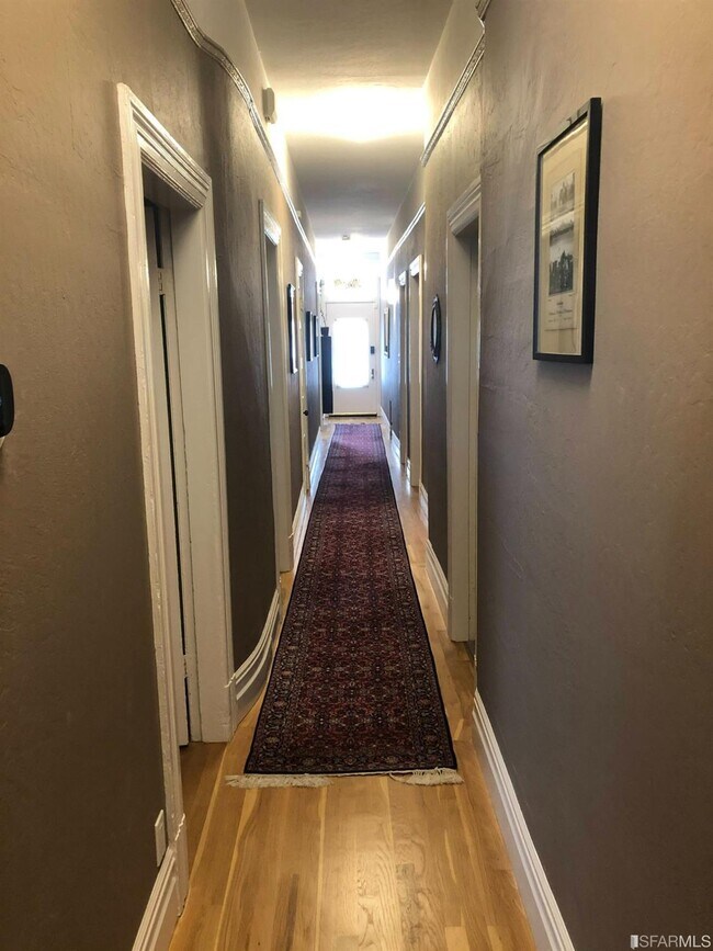 Foto del edificio - 1888 Green St