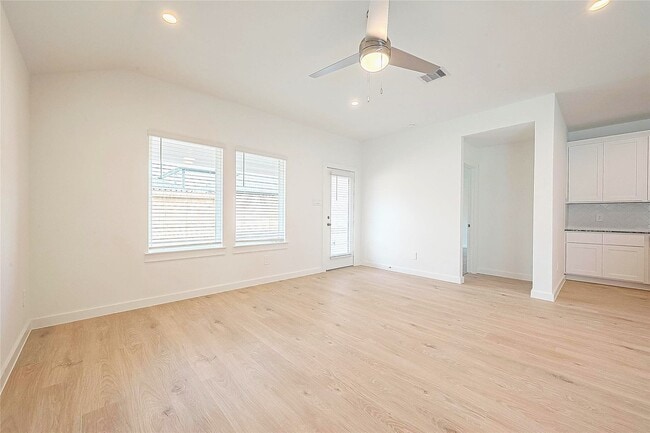 Building Photo - 1210 Via Del Corso Ln