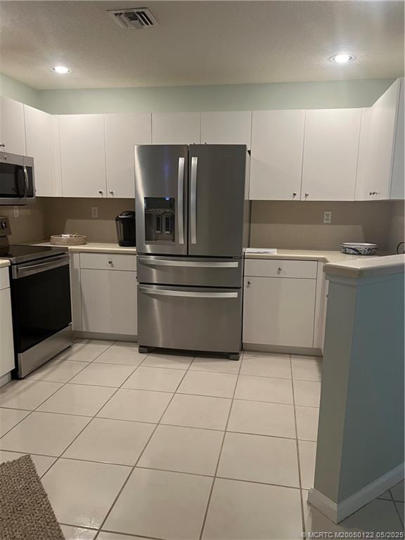 Foto del edificio - 6121 SE Landing Way