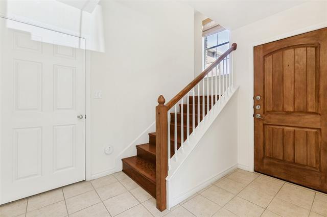 Foto del edificio - 2112 Grove Park Ln