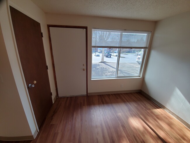 Family Room from Back Wall - Wolfpack Village Apartments