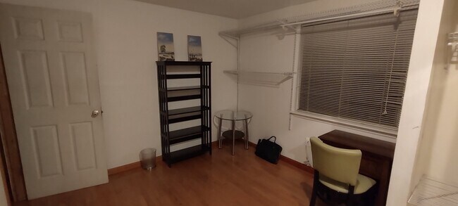 Foto del edificio - 18501 Owl Run Way