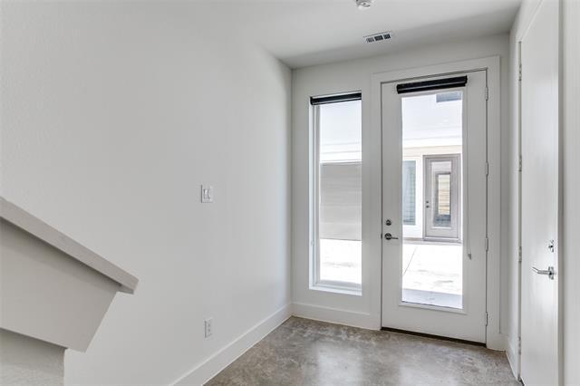 Foto del edificio - 5714 Lindell Ave