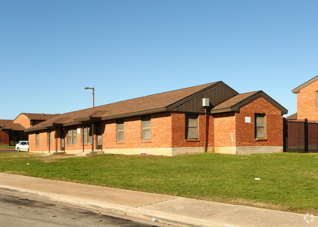 Building Photo - Cavile Place
