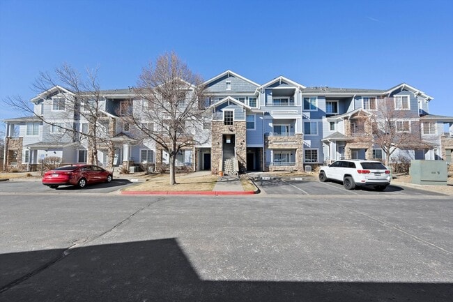 Beautiful 2 Bed 2 Bath Condo near Parkfield Lake Park! - Beautiful 2 Bed 2 Bath Condo near Parkfield Lake Park!