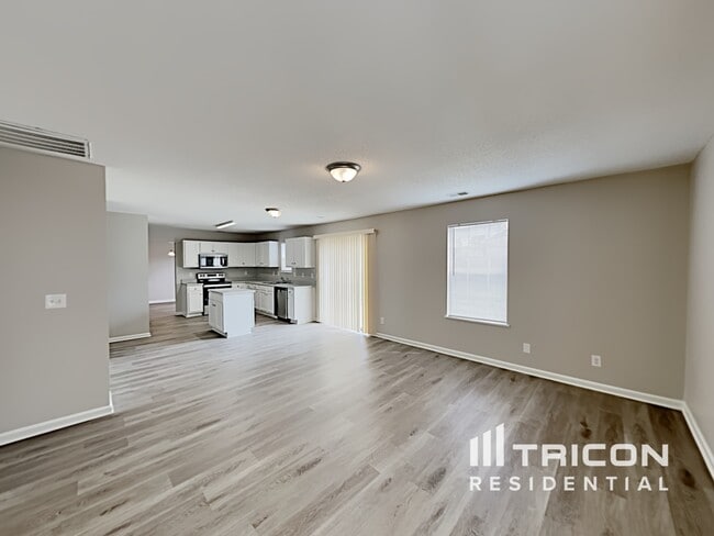 Building Photo - 415 Fox Trot Dr