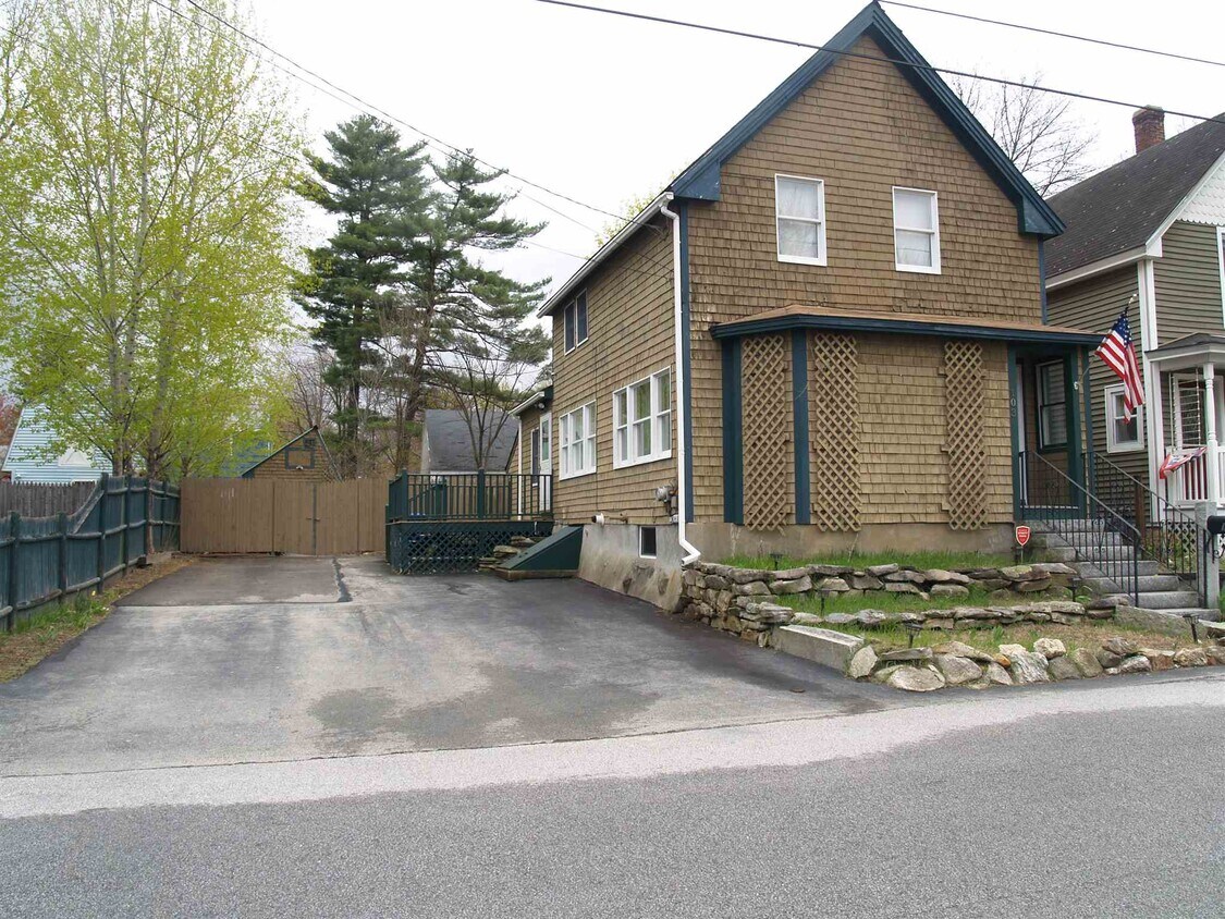 Primary Photo - 103 Woodland Ave