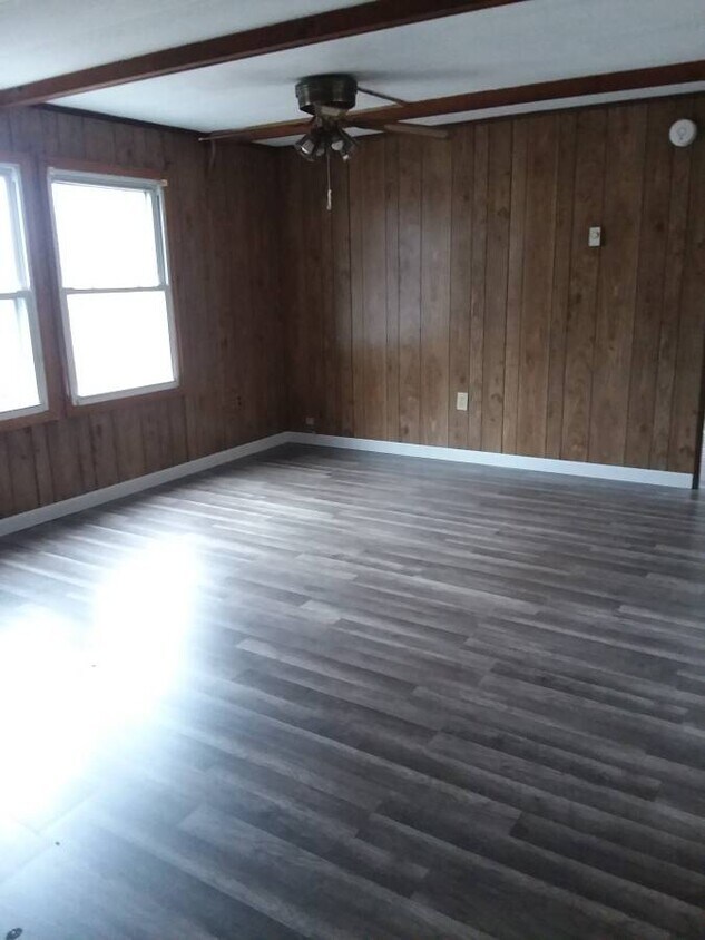 14 Iron Mine Hill MHP, Gardiner, ME 04345 House Rental in Gardiner