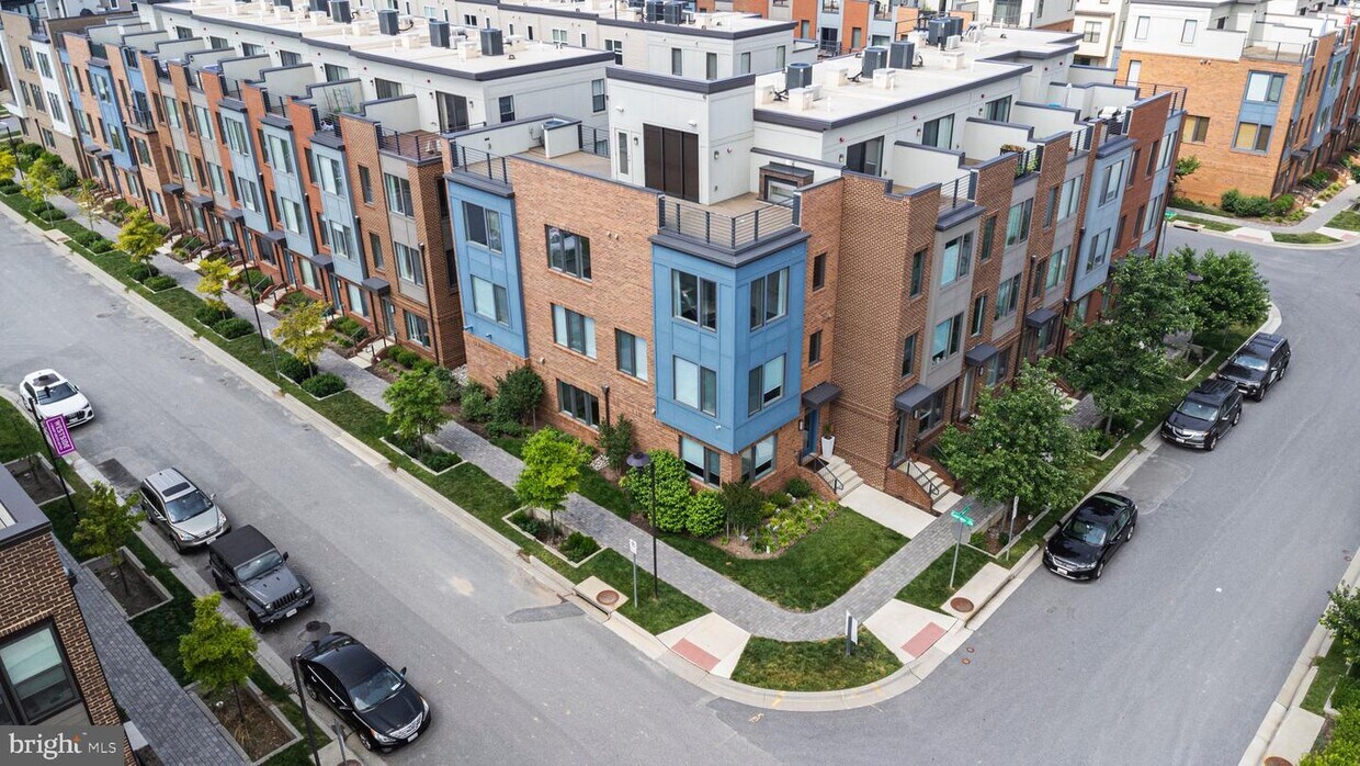 8091 Red Hook St, Derwood, MD 20855 Townhome Rentals in Derwood MD