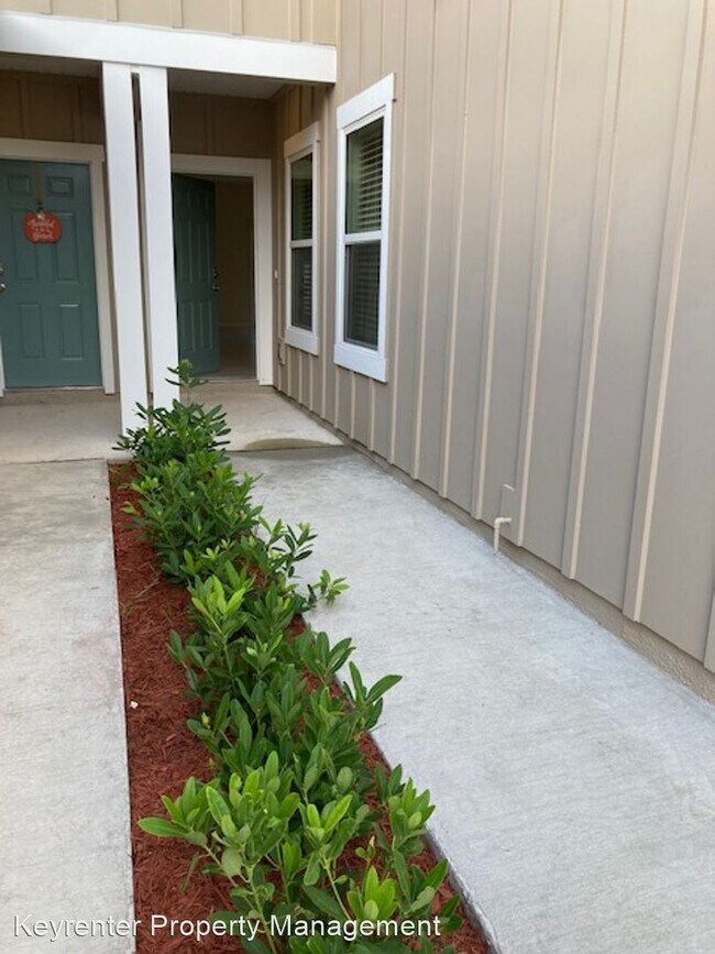 Foto del edificio - 3 br, 2.5 bath House - 921 Capitol Parkway
