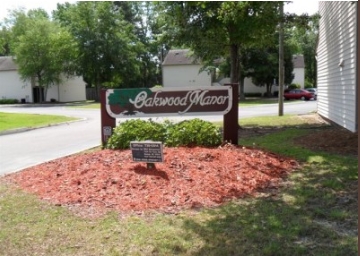 Primary Photo - Oakwood Manor Apartments