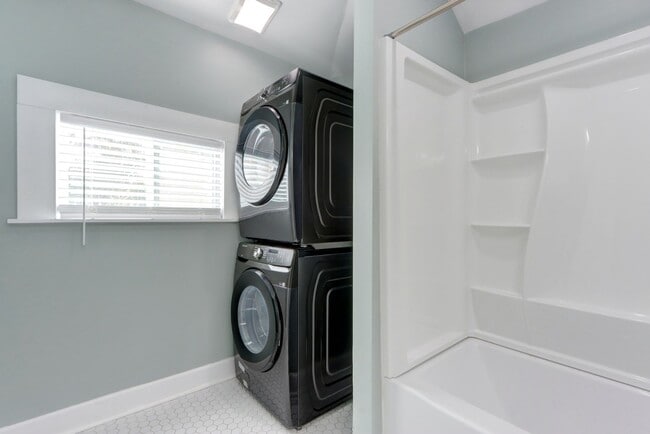 Foto del edificio - 2109 E 36th St